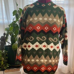 Vintage Geometric Sweater in Green and Red